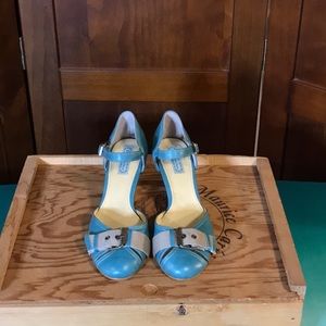 Boga Hand Made size 8 Heels